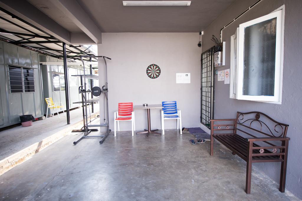 Kemaman Lodge & Cafe Chukai ภายนอก รูปภาพ